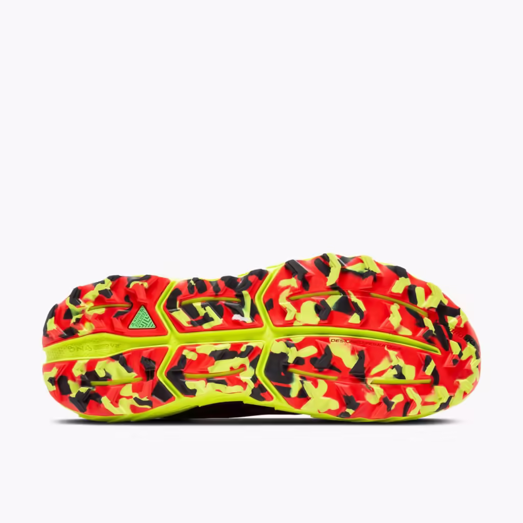 Cascadia 18 Cherry Tomato/Lime/Black Homme