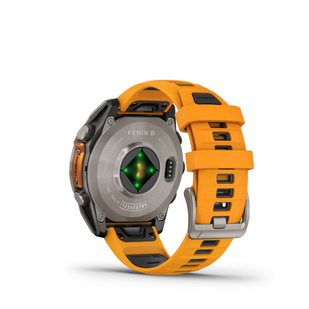 GARMIN - Fénix 8 – 47 mm, AMOLED Sapphire, Titanium avec bracelet en silicone orange/graphite